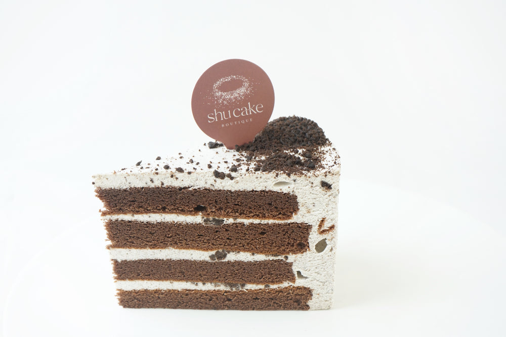 Oreo Cream Cake Slice