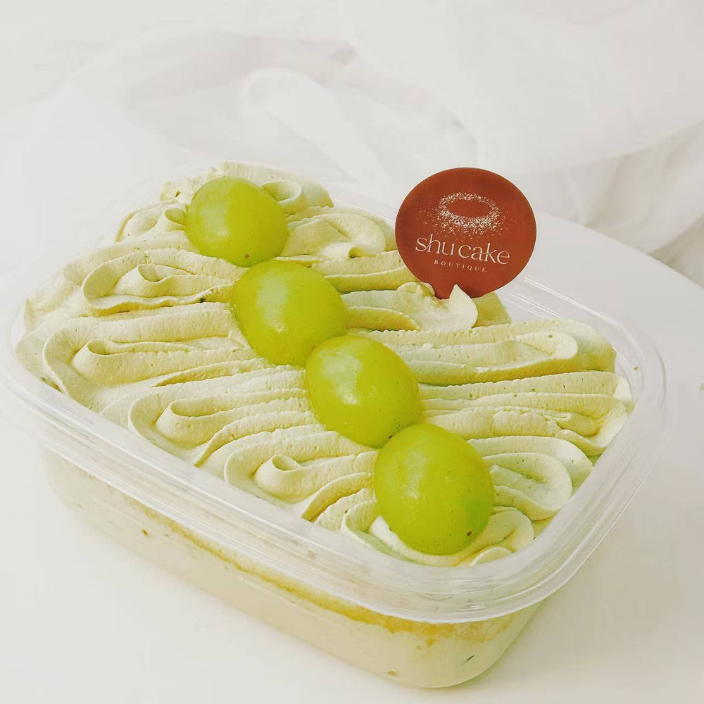 Jasmine Green Grape Box Cake